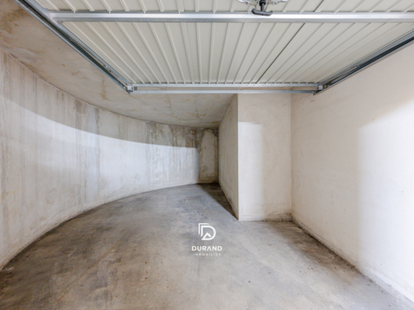 BOX GARAGE - 13008 MARSEILLE