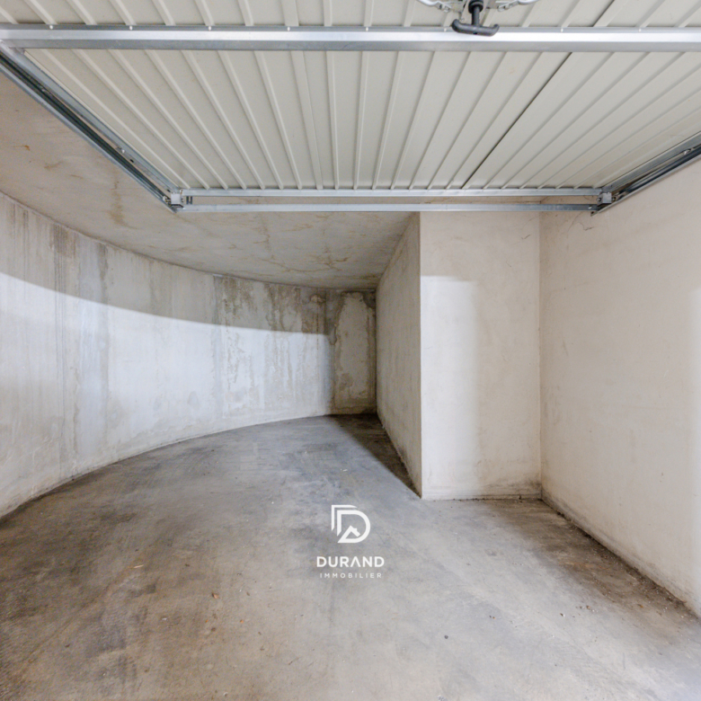 BOX GARAGE - 13008 MARSEILLE