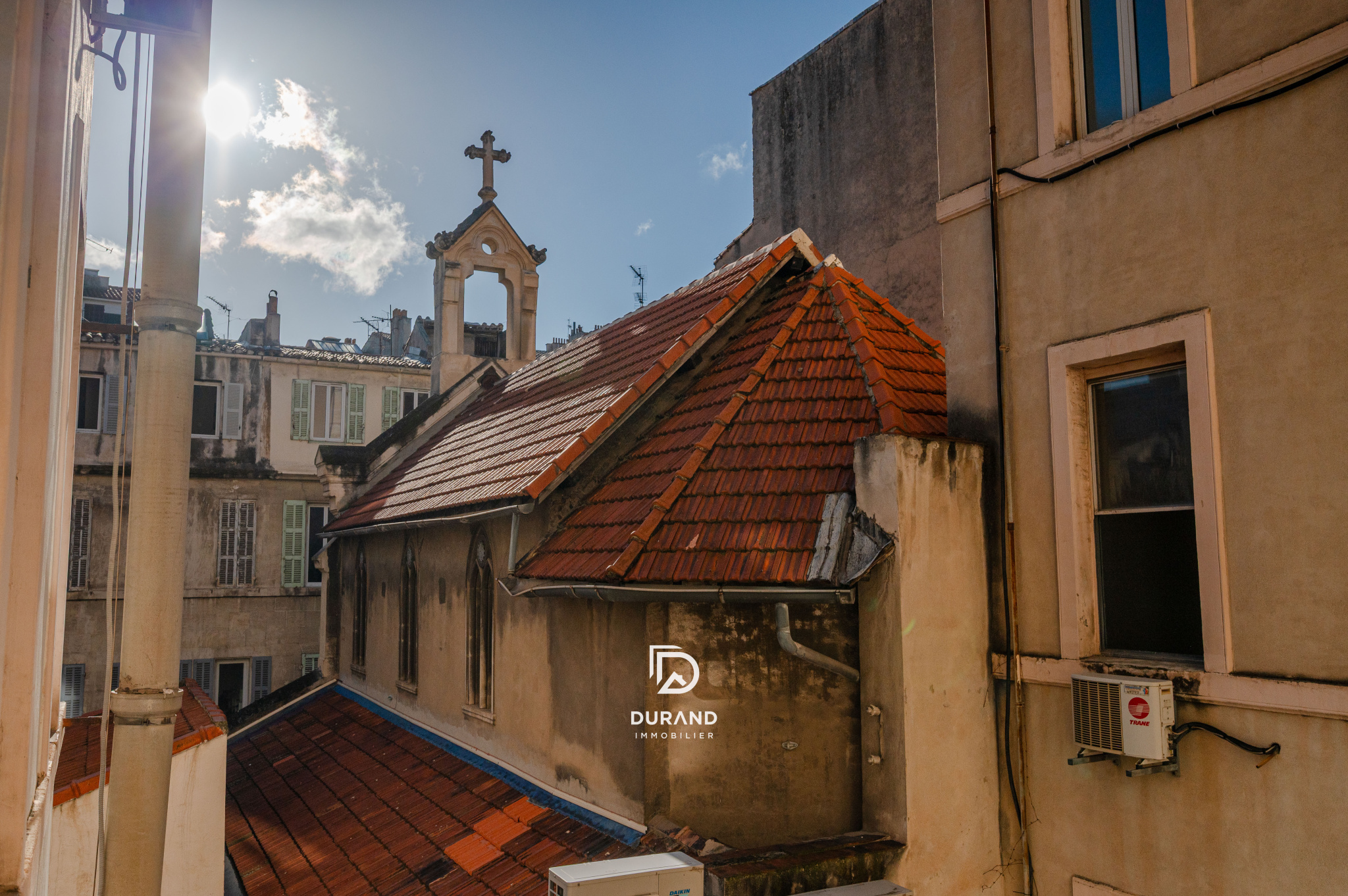 APPARTEMENT - BOURGEOIS - PALAIS DE JUSTICE - 13006 MARSEILLE