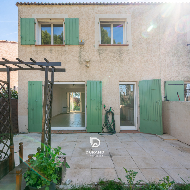 MAISON FAMILIALLE AU CALME LA VISTE