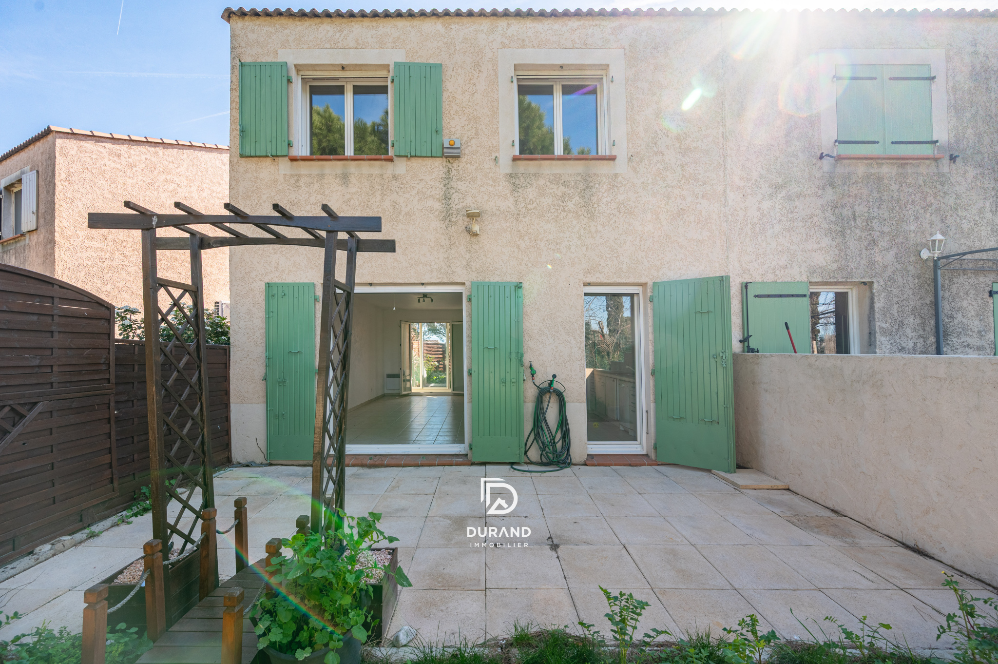 MAISON FAMILIALLE AU CALME LA VISTE