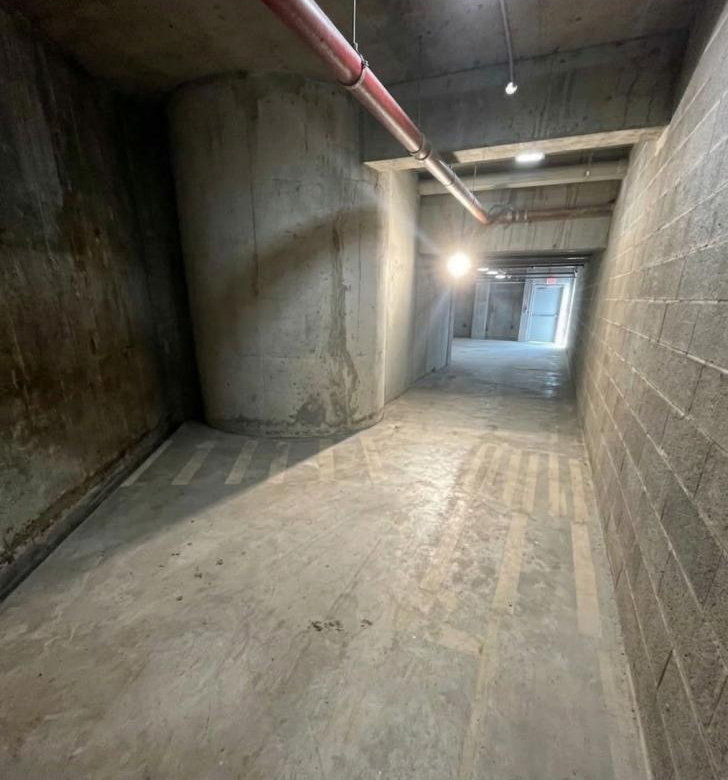 Box fermé à louer - quartier Sainte Anne 13008