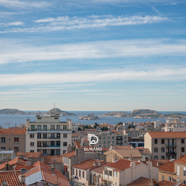 APPARTEMENT - T3 - TOIT TERRASSE - VUE MER ET NOTRE DAME - 76M2 - BOMPARD - 13007 MARSEILLE