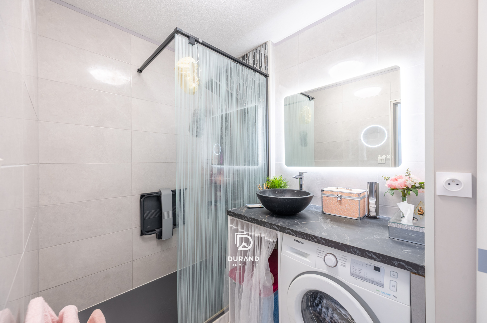 APPARTEMENT - TYPE 2 - TERRASSE - 13006 MARSEILLE