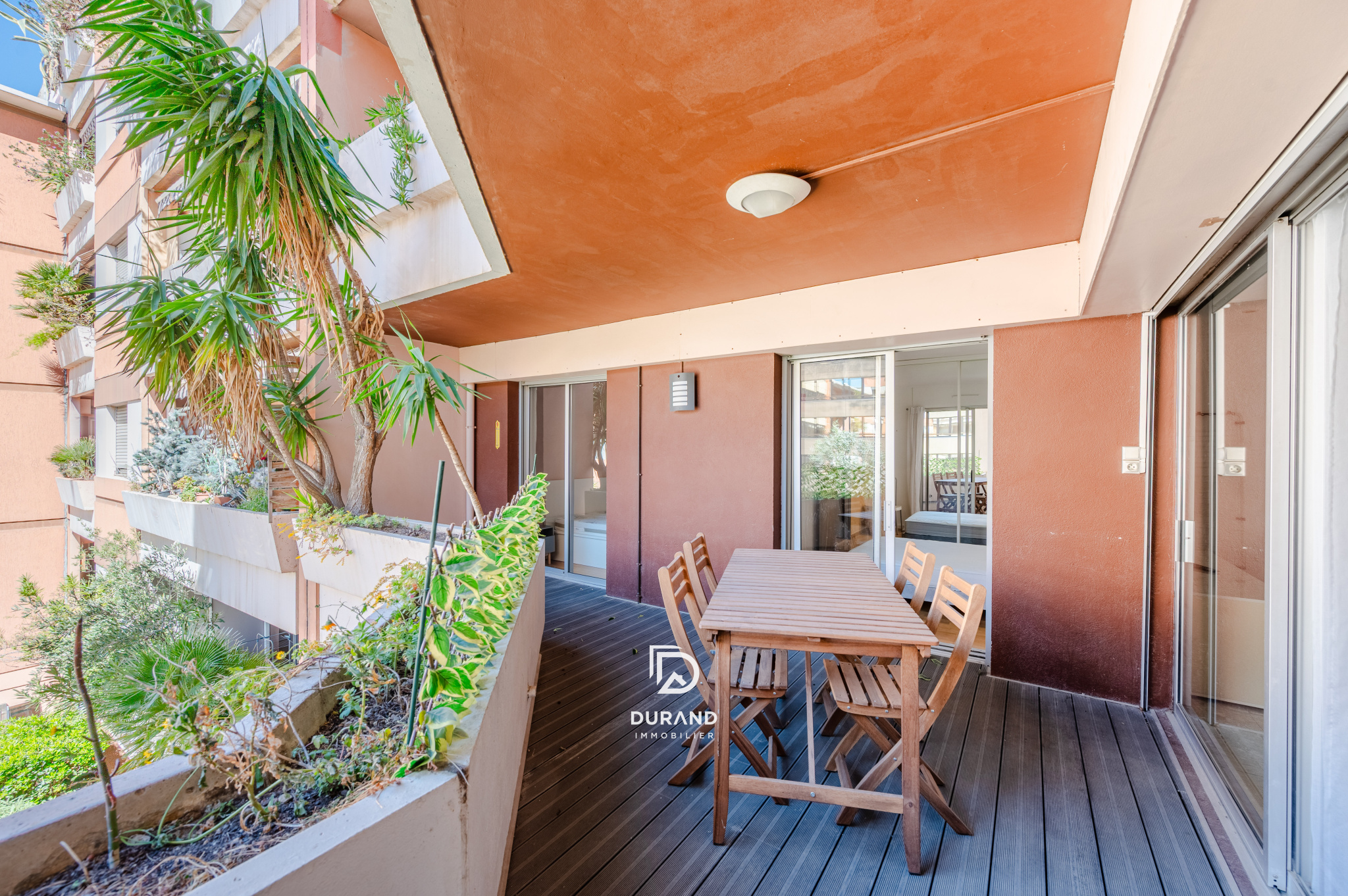 T3 - TERRASSE - PARKING - METRO PERIER - 13 008