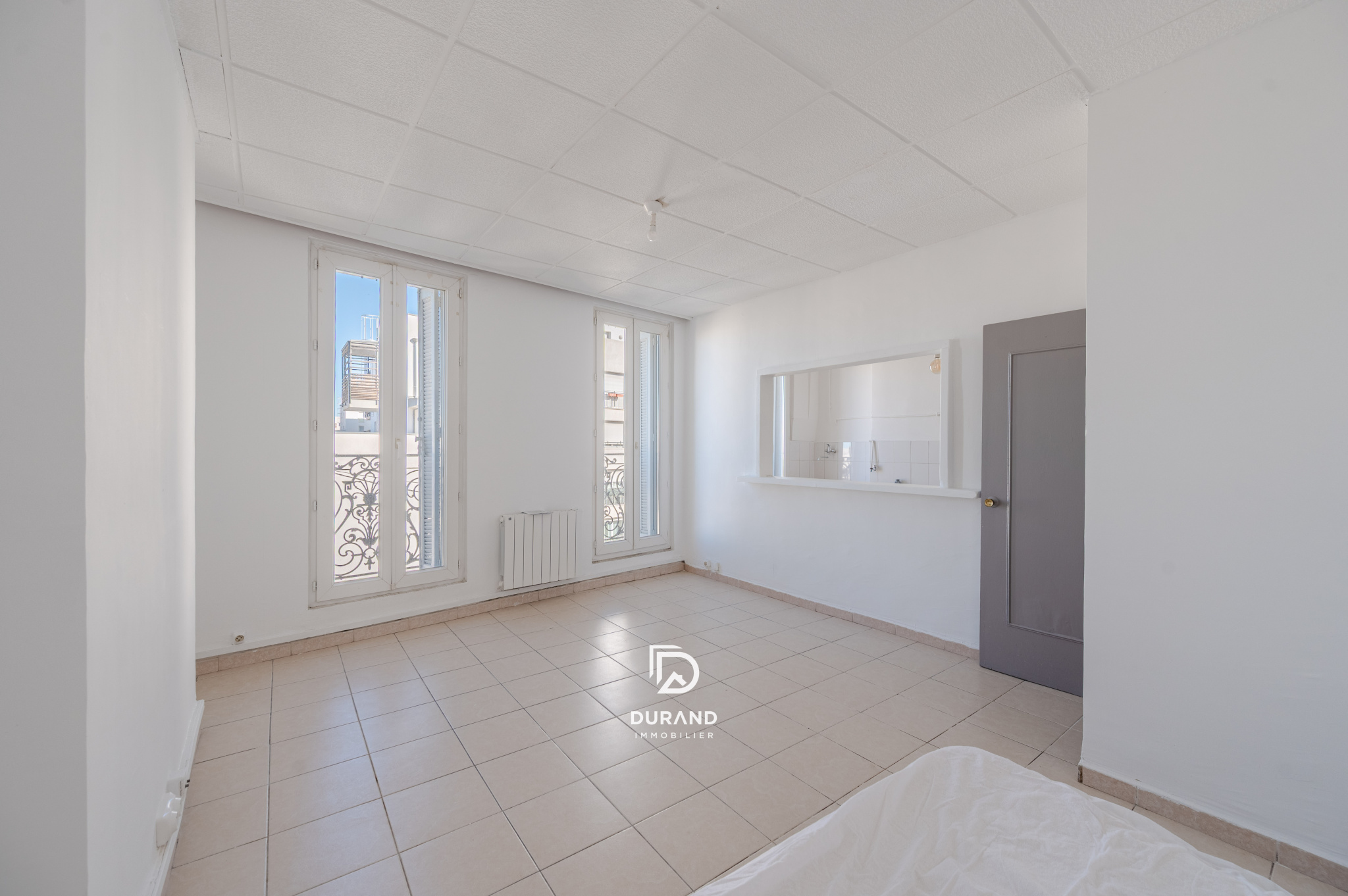 APPARTEMENT - TYPE 2 - JOLIETTE - 13002 MARSEILLE