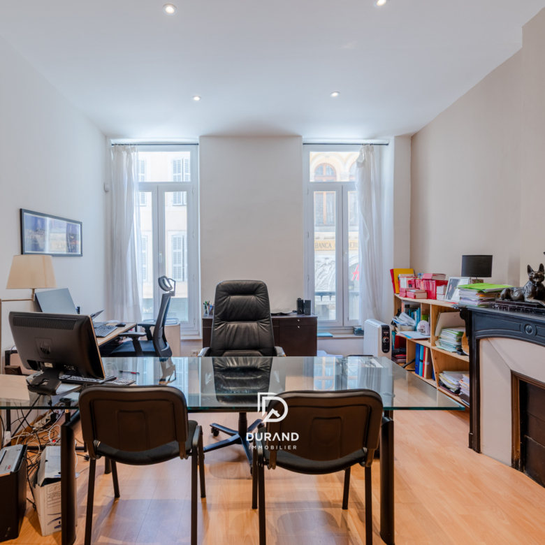 MURS COMMERCIAUX - RUE SAINT-FERREOL - 13006 MARSEILLE