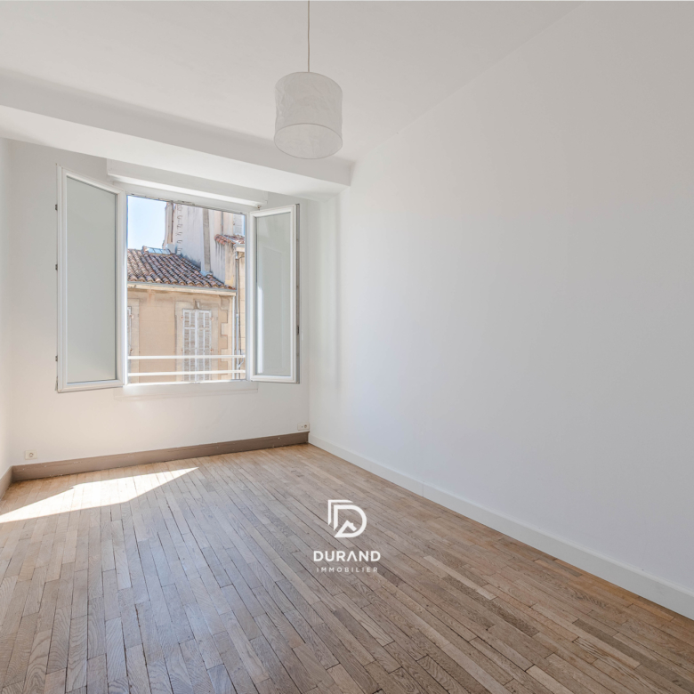 APPARTEMENT - PERIER - 13008 MARSEILLE