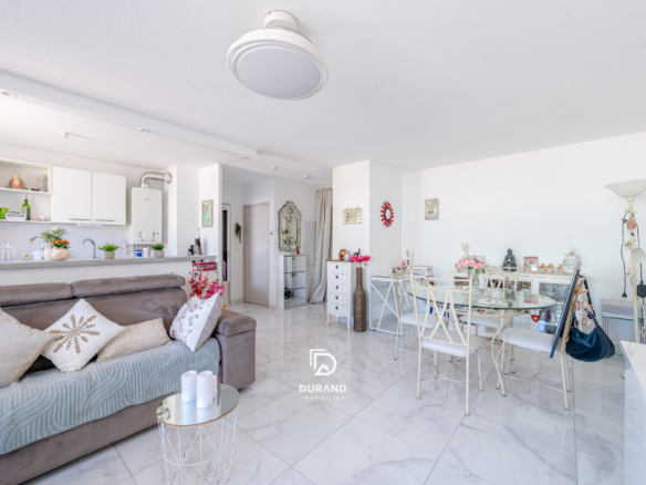 APPARTEMENT - TYPE 2 - TERRASSE - 13006 MARSEILLE