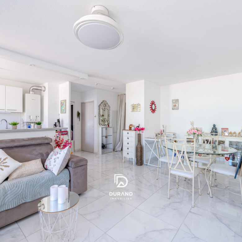 APPARTEMENT - TYPE 2 - TERRASSE - 13006 MARSEILLE