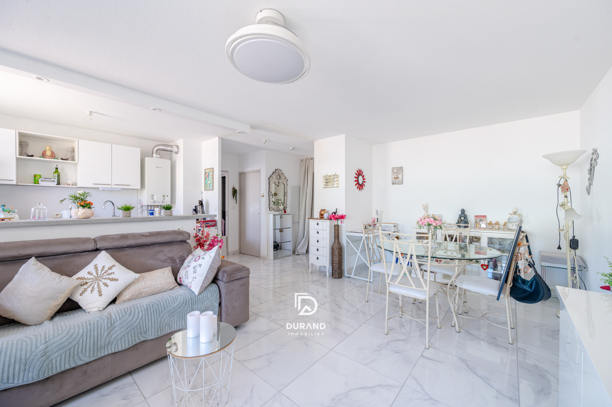 APPARTEMENT - TYPE 2 - TERRASSE - 13006 MARSEILLE