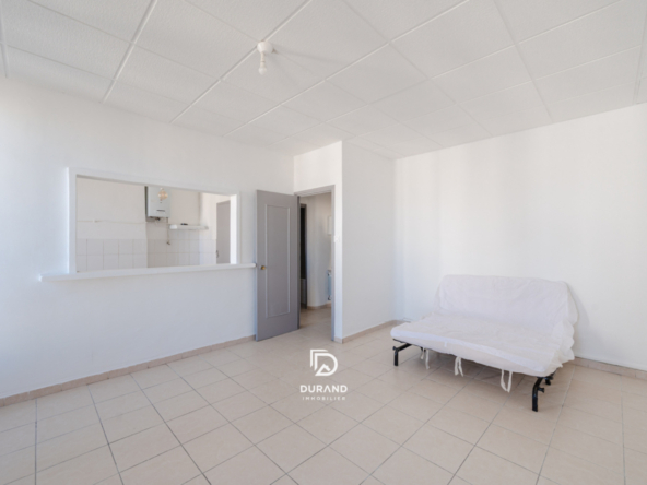 APPARTEMENT - TYPE 2 - JOLIETTE - 13002 MARSEILLE