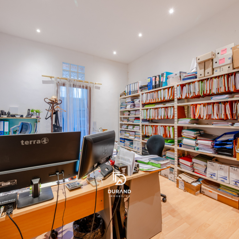 MURS COMMERCIAUX - RUE SAINT-FERREOL - 13006 MARSEILLE