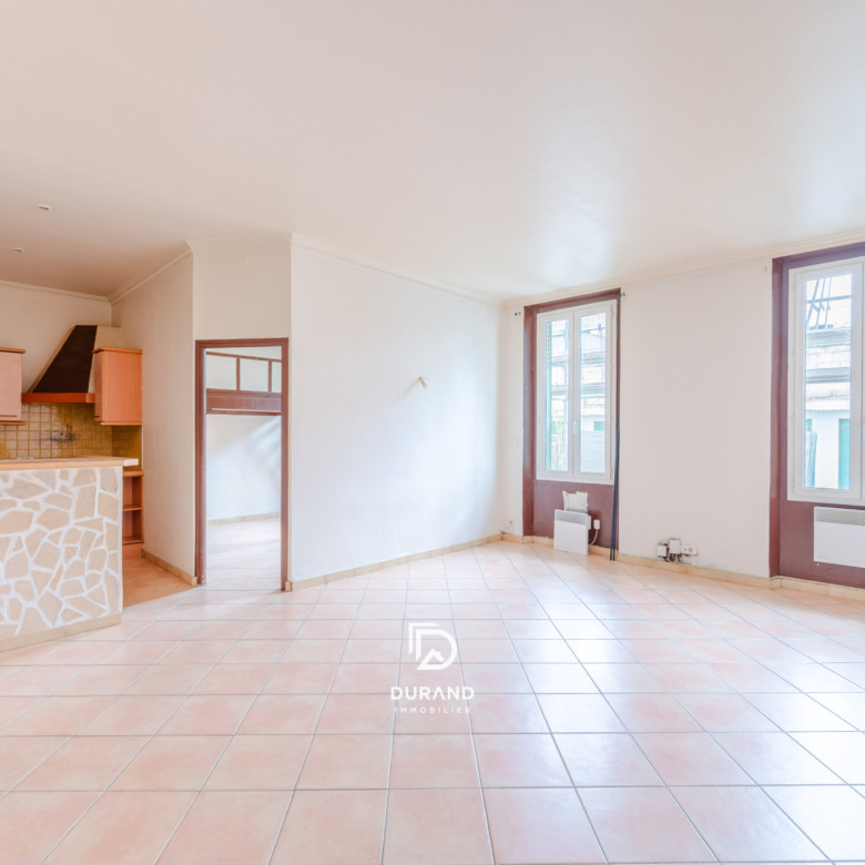 APPARTEMENT - JARDIN - LE ROUET - 13008 MARSEILLE