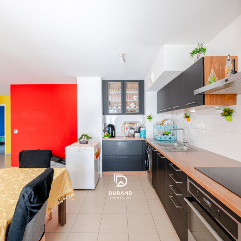 APPARTEMENT - TYPE 4 - RECENT - 13003 MARSEILLE