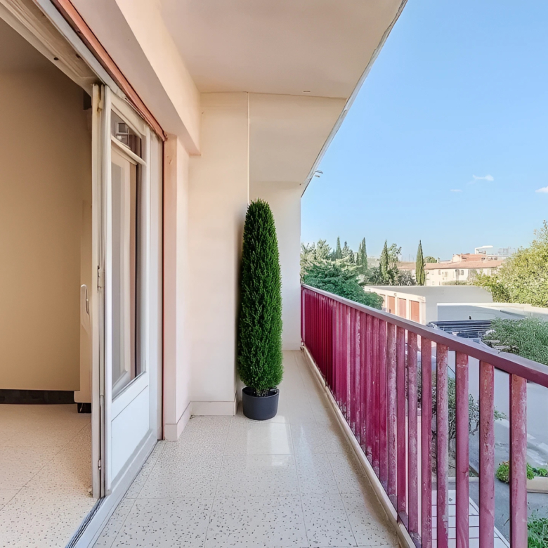 T3/T4 à fort potentiel   Résidence de qualité   Marseille 8ième