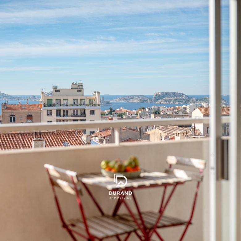 APPARTEMENT - T3 - TOIT TERRASSE - VUE MER ET NOTRE DAME - 76M2 - BOMPARD - 13007 MARSEILLE