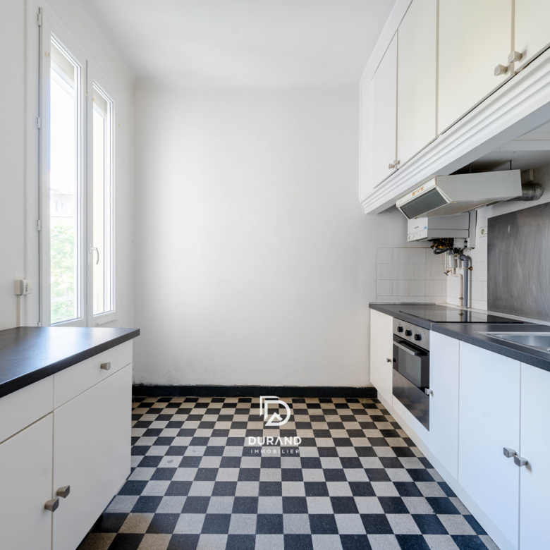 APPARTEMENT - PERIER - 13008 MARSEILLE