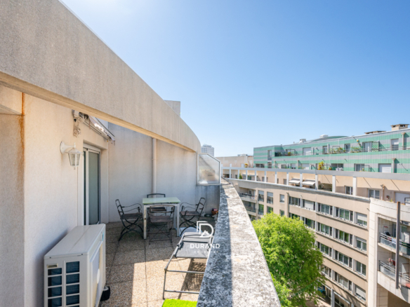 APPARTEMENT - TYPE 2 - TERRASSE - 13006 MARSEILLE