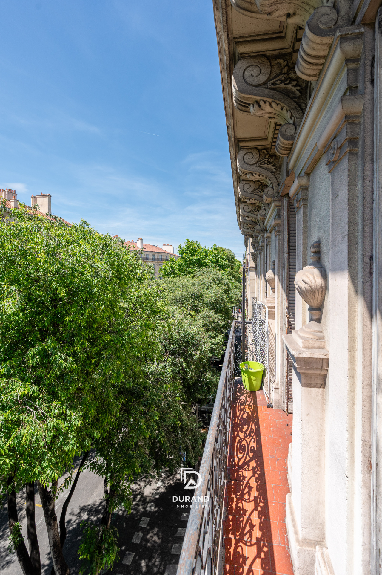 APPARTEMENT - TYPE 3 - REPUBLIQUE / BOULEVARD DES DAMES - 13002 MARSEILLE