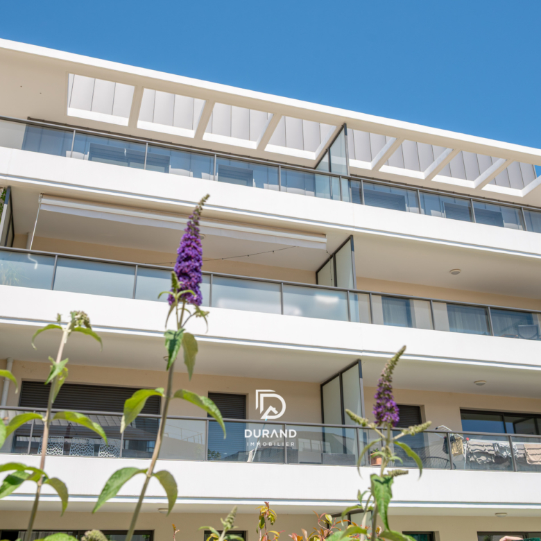 APPARTEMENT - TERRASSE - JARDIN - 13600 LA CIOTAT