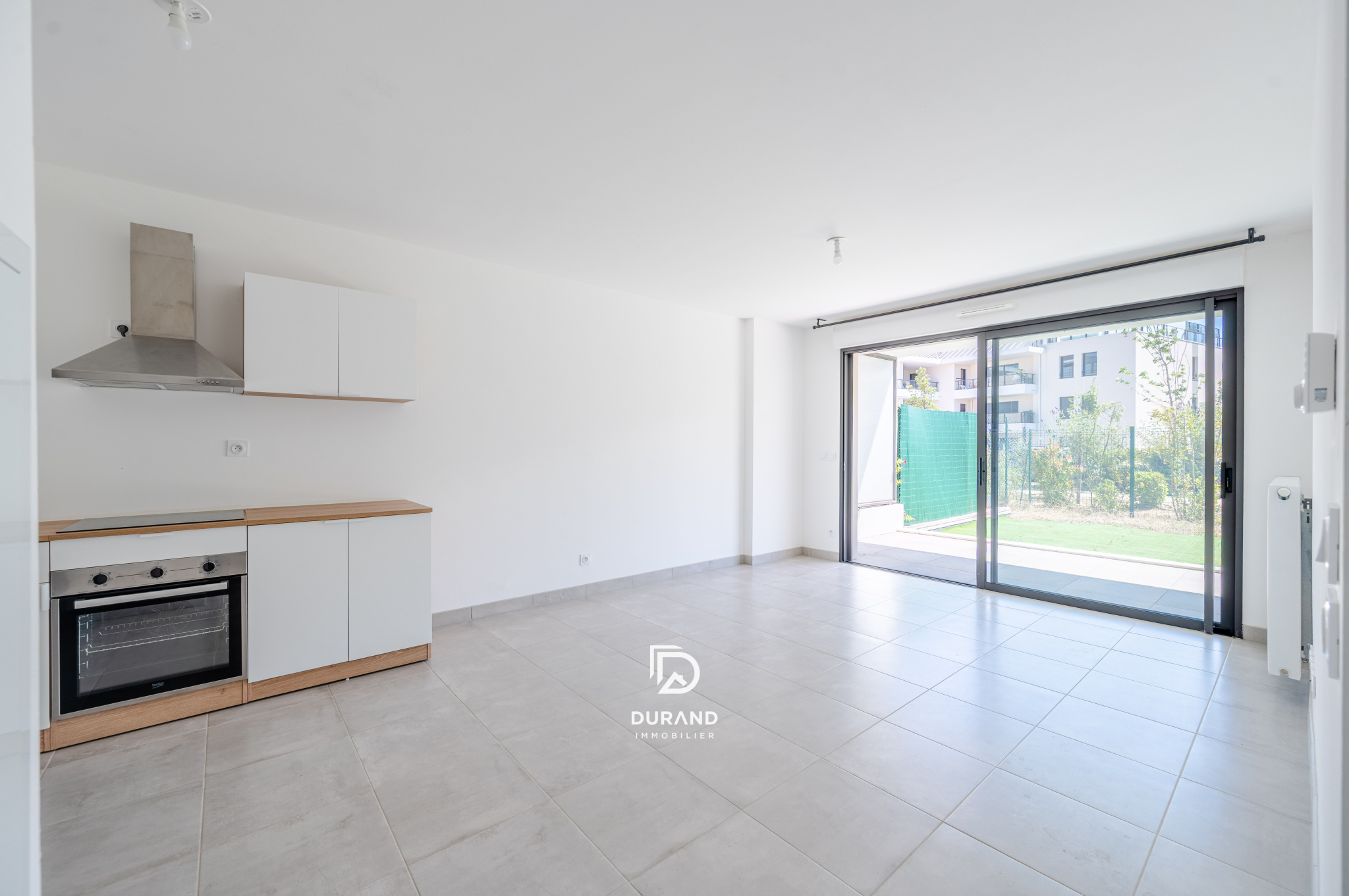 APPARTEMENT - TERRASSE - JARDIN - 13600 LA CIOTAT