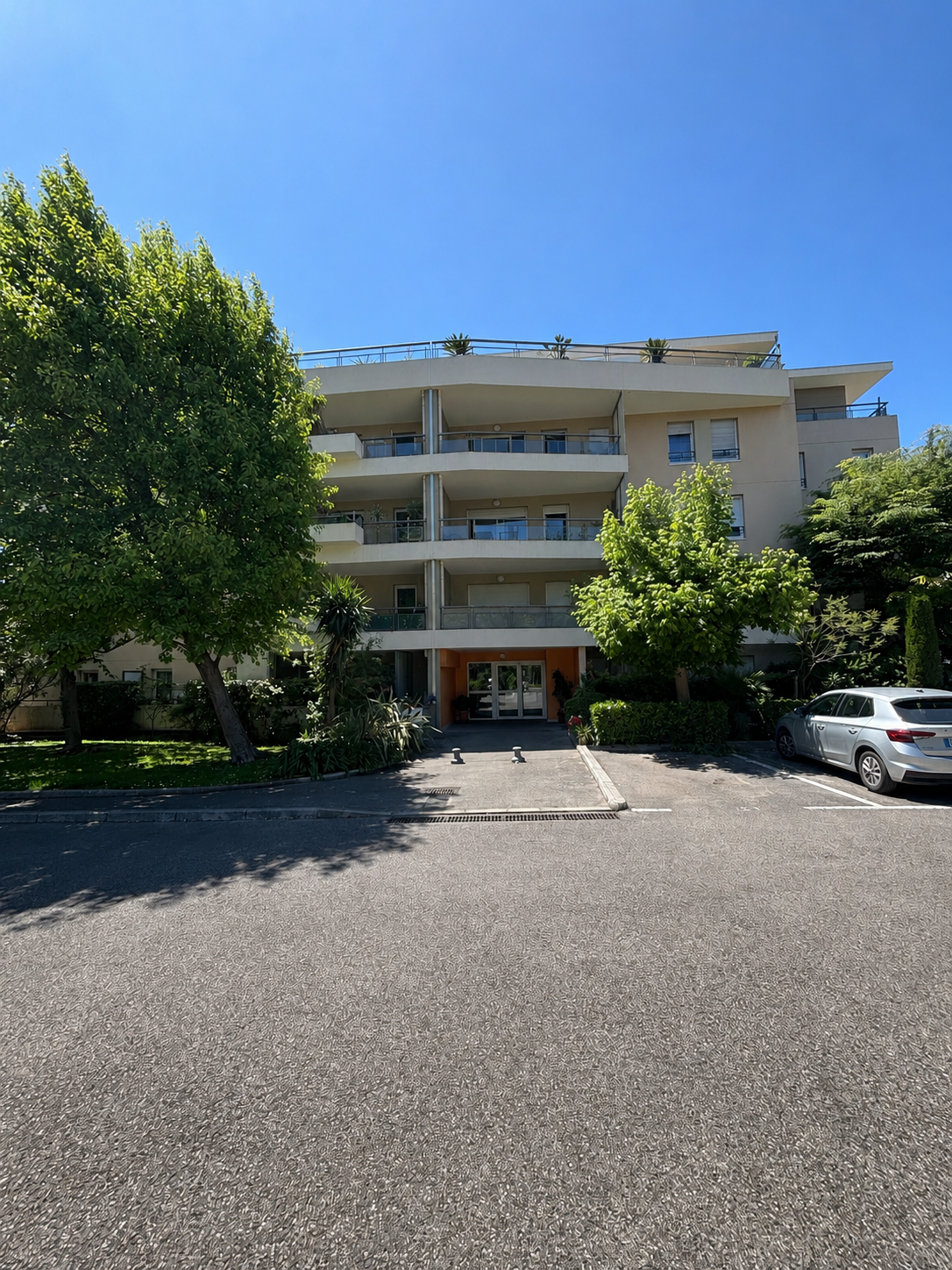 APPARTEMENT - MAZARGUES - 13009 MARSEILLE