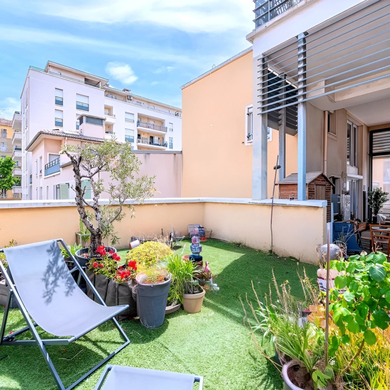 T4 - 'APPARTEMENT MAISON'- EUROMEDITERRANNEE