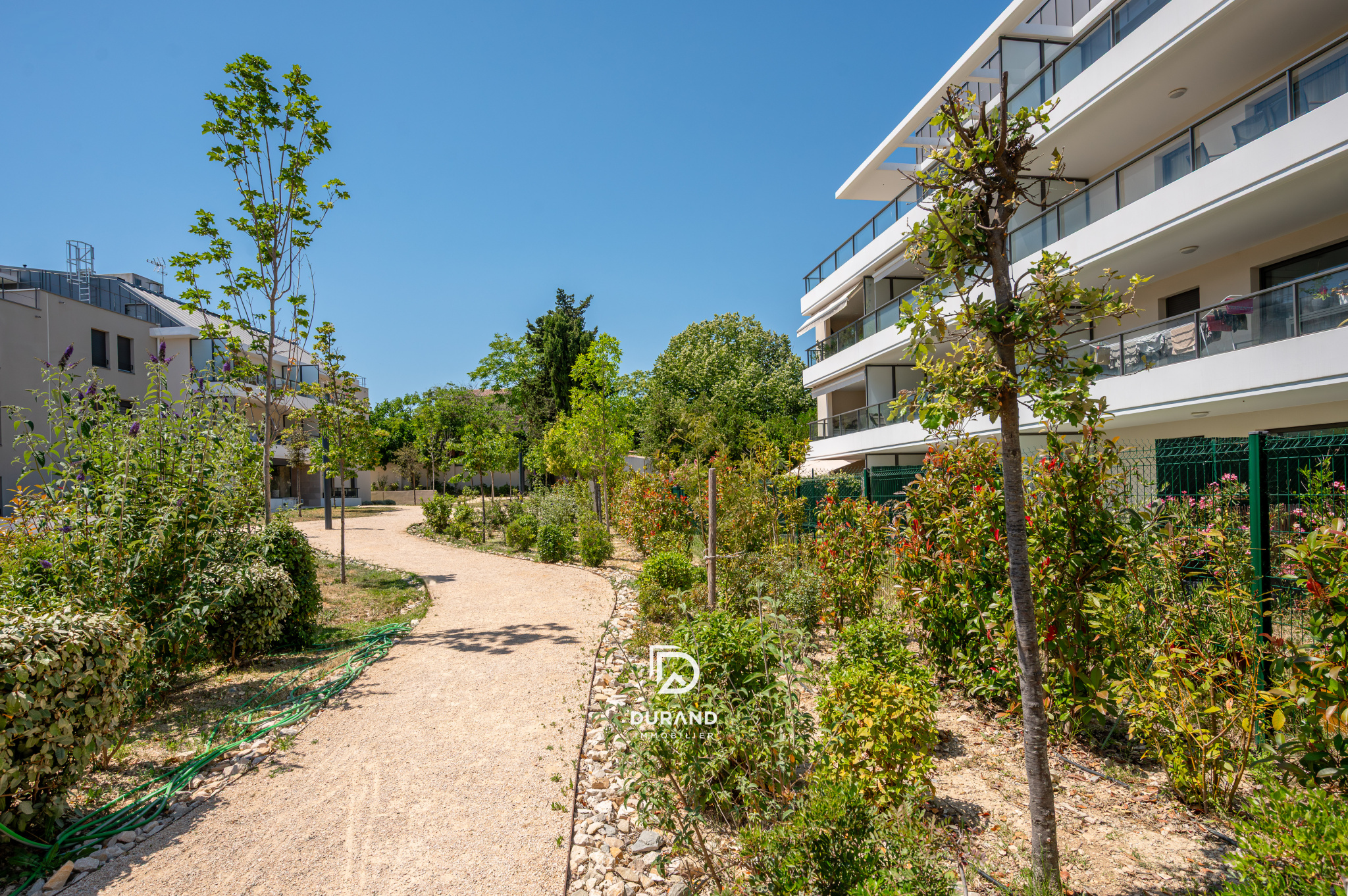 APPARTEMENT - TERRASSE - JARDIN - 13600 LA CIOTAT
