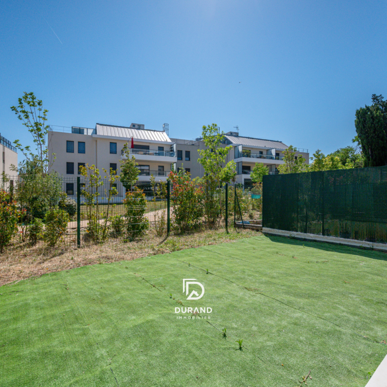 APPARTEMENT - TERRASSE - JARDIN - 13600 LA CIOTAT