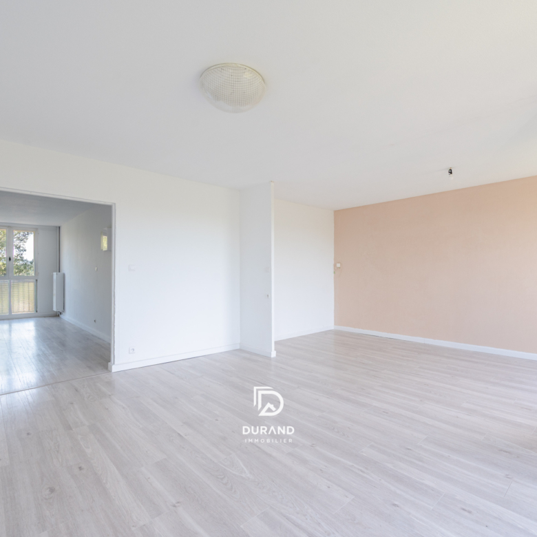 APPARTEMENT - TERRASSES - LES CAUSSETTES - 13400 AUBAGNE