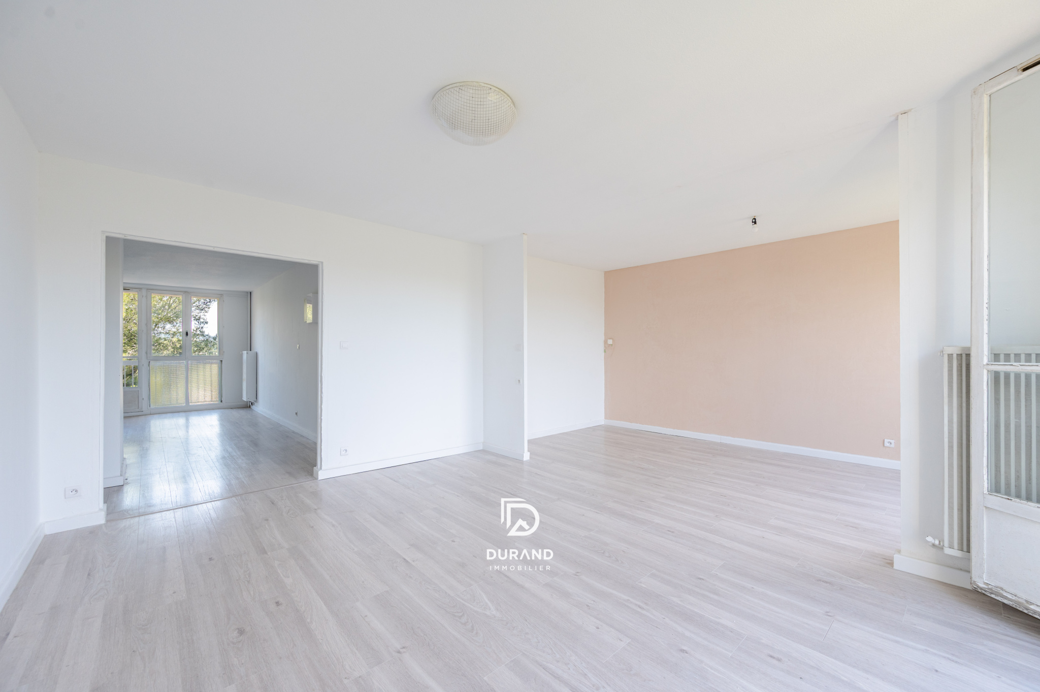 APPARTEMENT - TERRASSES - LES CAUSSETTES - 13400 AUBAGNE