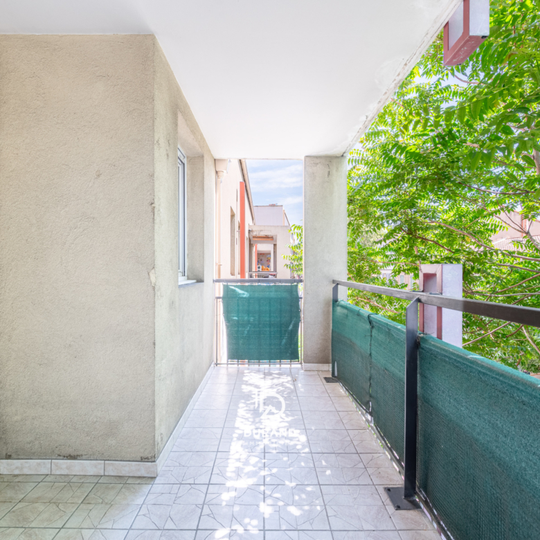 APPARTEMENT - GARAGE- LA ROSE 13003