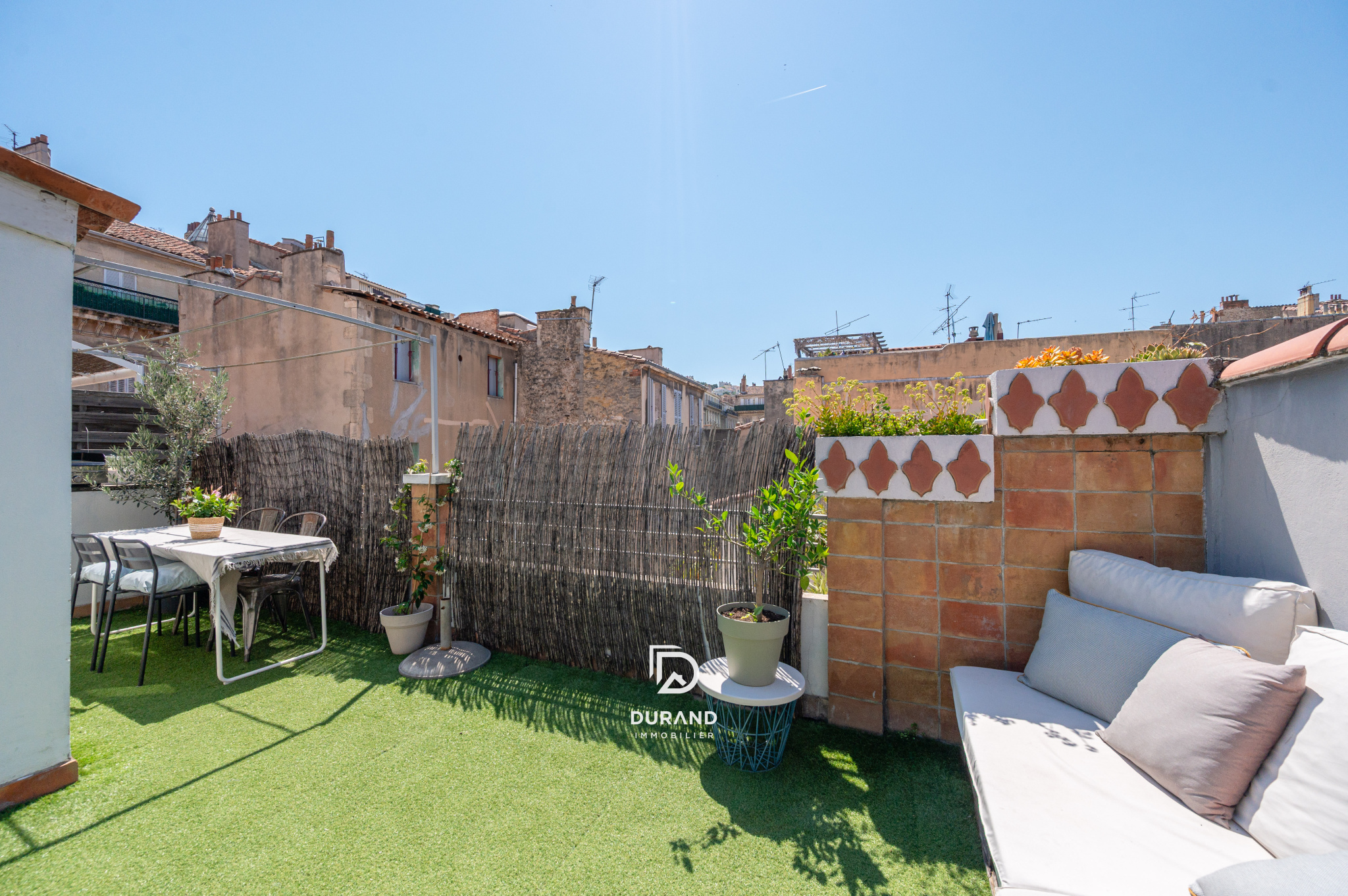 APPARTEMENT - ARCHITECTE - TERRASSE -  PALAIS DE JUSTICE - 13006 MARSEILLE