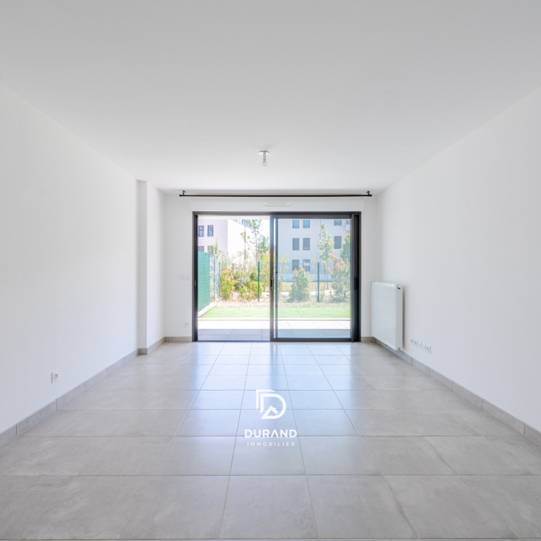 APPARTEMENT - TERRASSE - JARDIN - 13600 LA CIOTAT