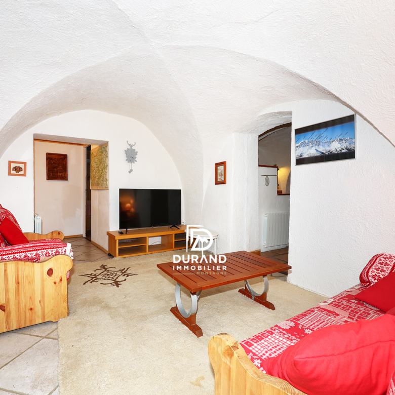 RARE À LA VENTE   UN VÉRITABLE ESPRIT DE MAISON DE FAMILLE