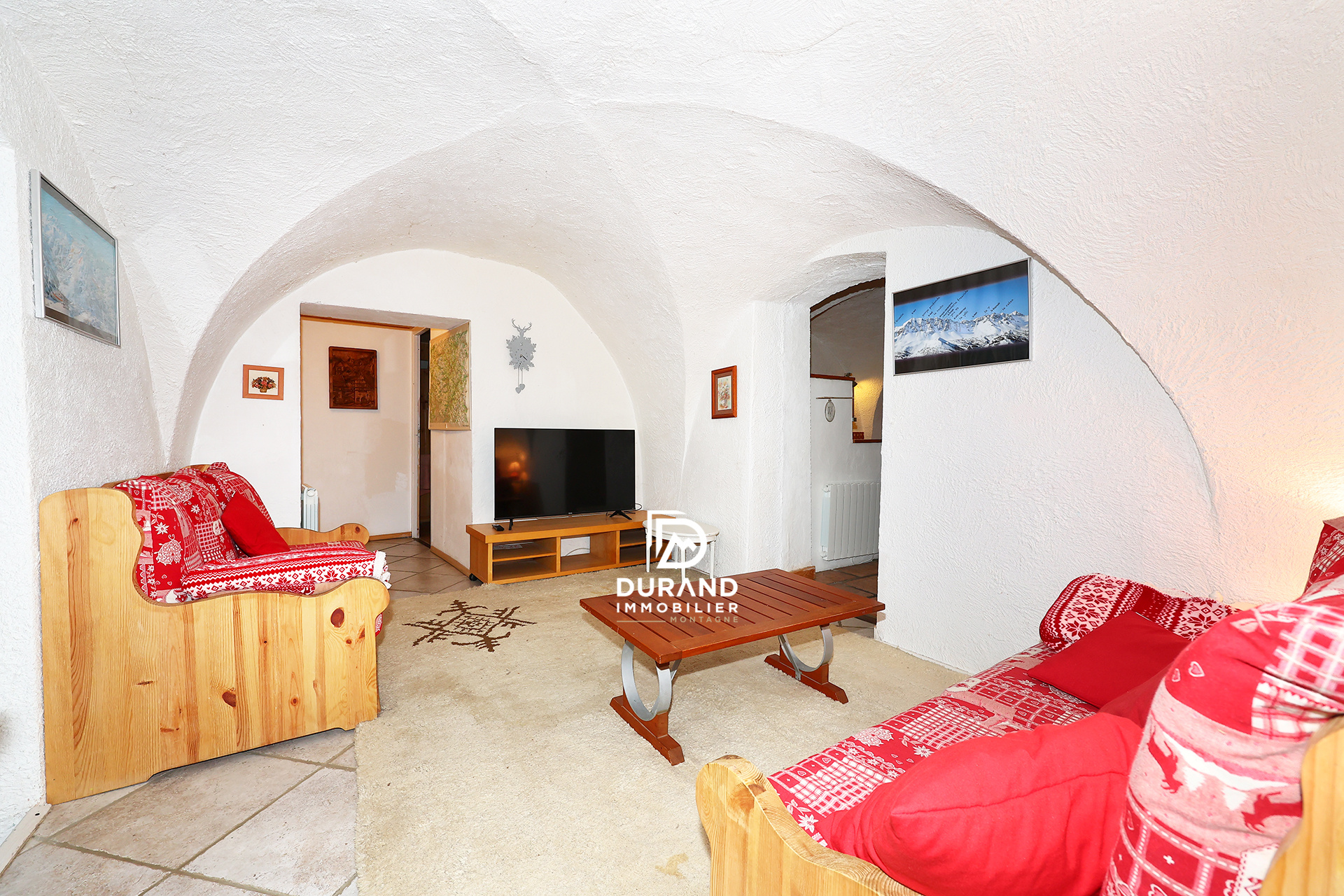 RARE À LA VENTE   UN VÉRITABLE ESPRIT DE MAISON DE FAMILLE