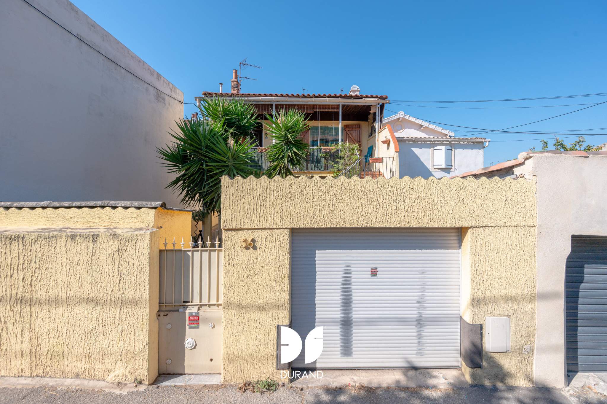 MAISON - TYPE 4 - TERRASSE - 13015 MARSEILLE