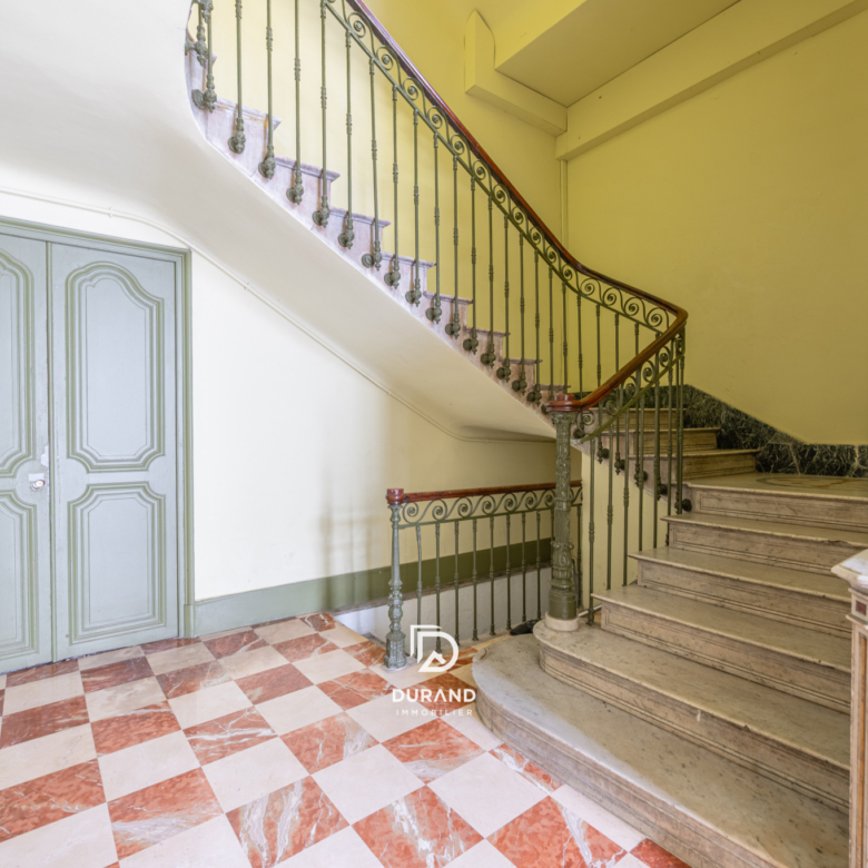 APPARTEMENT - ARCHITECTE - TERRASSE -  PALAIS DE JUSTICE - 13006 MARSEILLE