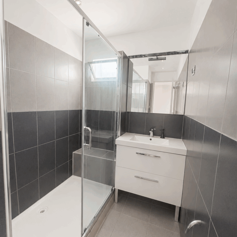 APPARTEMENT -BELLE DE MAI - 13003 MARSEILLE