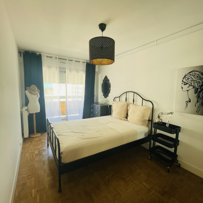 T3/4 meublé - rue Edmond Rostand - Quartier Perier Prado - 13006
