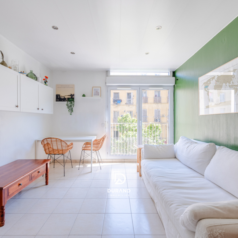 APPARTEMENT - DUPLEX PLEIN DE CHARME - T2 - M5 LES DOCKS - JOIETTE - MARSEILLE 13002