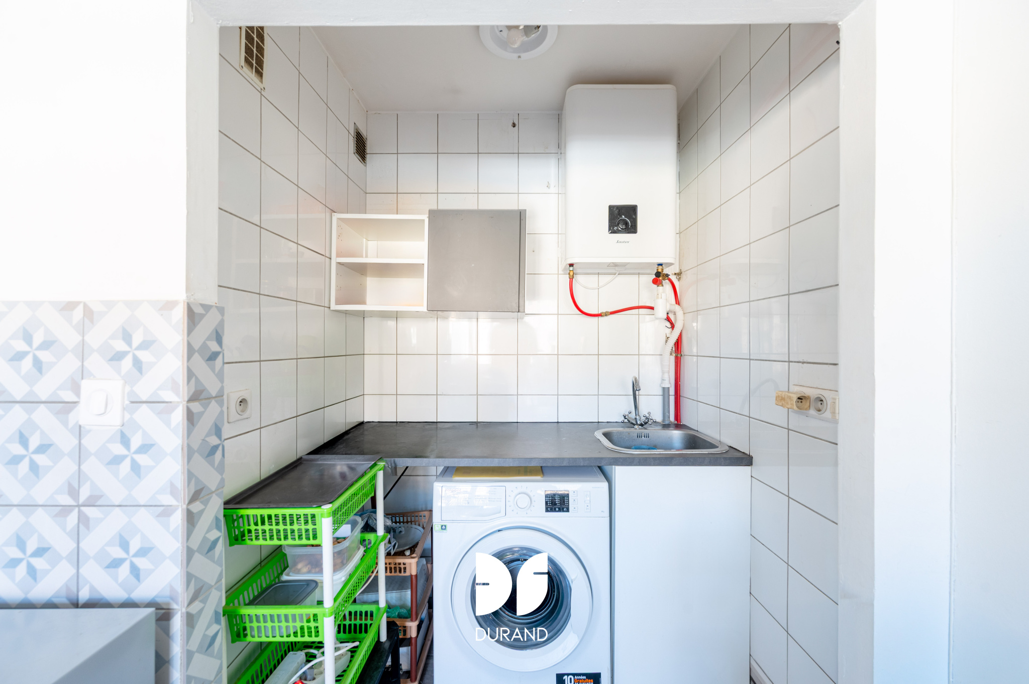 STUDIO - BALCON - SAINT-CHARLES - 13001 MARSEILLE