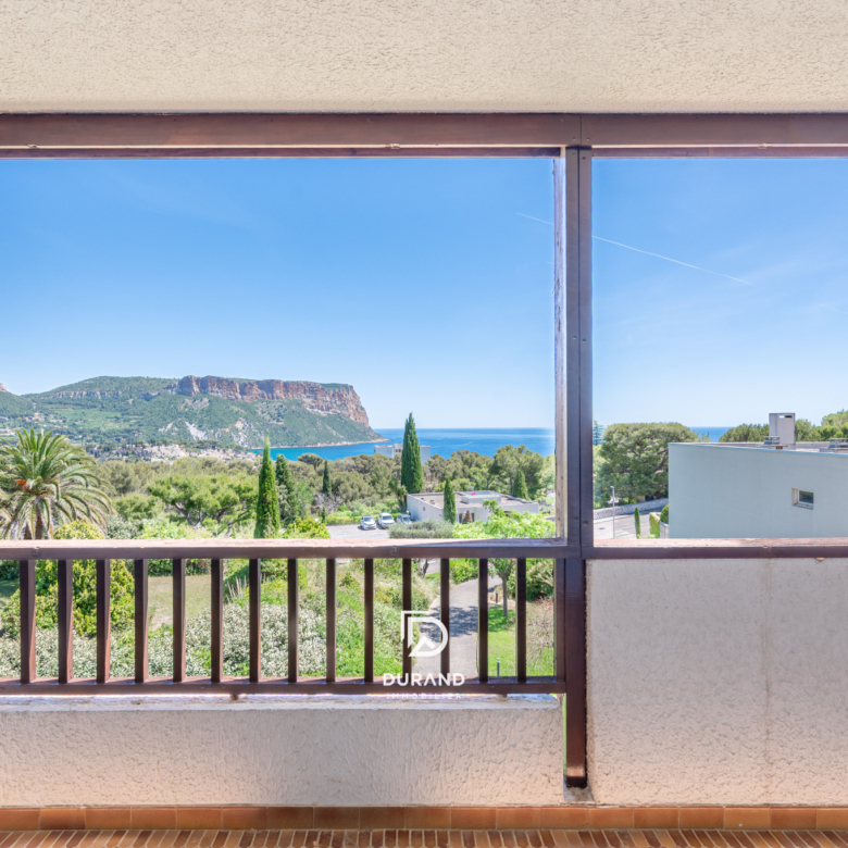 APPARTEMENT - VUE MER - TERRES MARINES - 13260 CASSIS