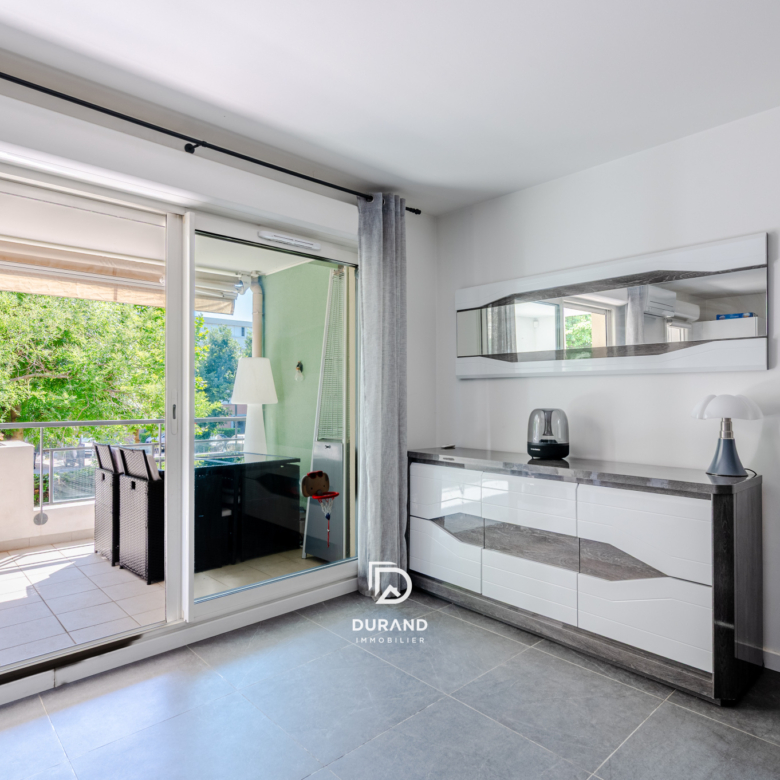 APPARTEMENT - T3 COUP DE FOUDRE - MAZARGUES - MARSEILLE 13009