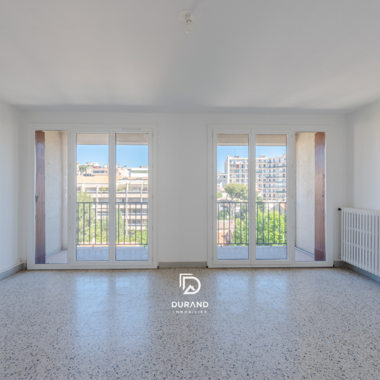 APPARTEMENT - TIMONE - FACULTES MEDECINE -  PHARMACIE- ODONTOLOGIE - 13010 MARSEILLE