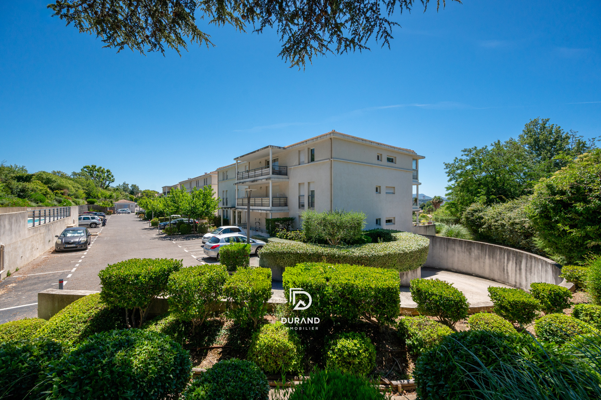 APPARTEMENT - T3 - 65M2 - PISCINE - ST MITRE - 13013 MARSEILLE