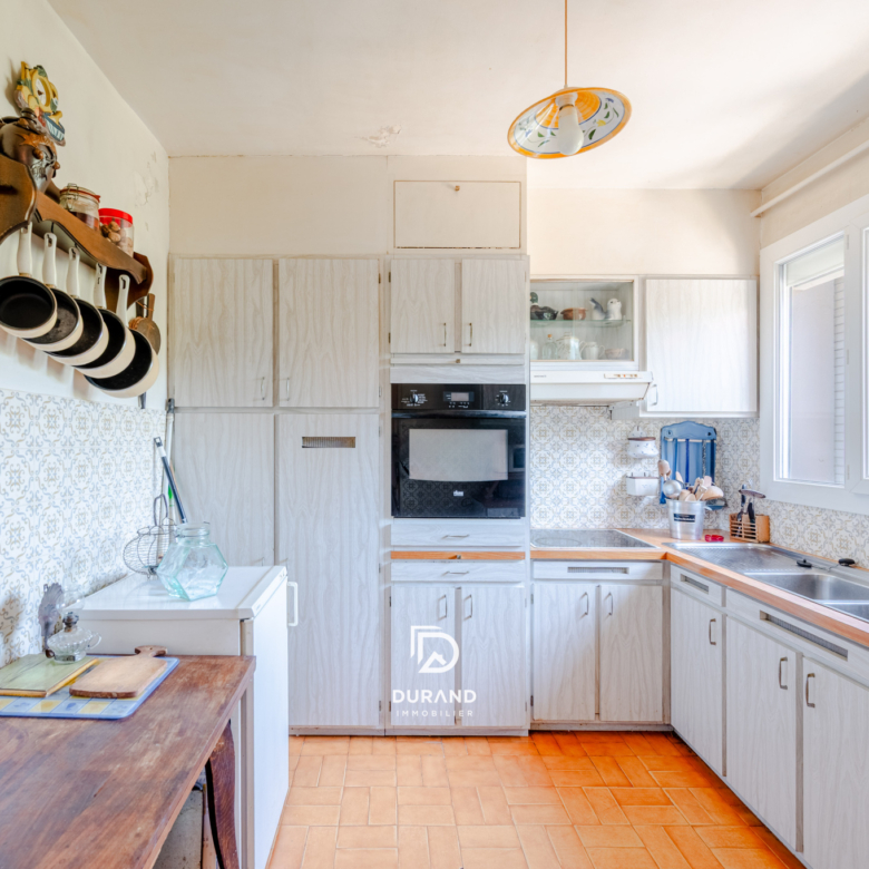 APPARTEMENT - T4 - LES BAUMETTES - 13009 MARSEILLE