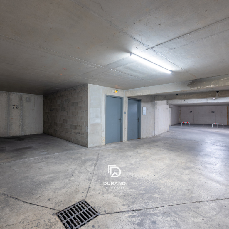 PARKING - 13014 - ST MARTHE