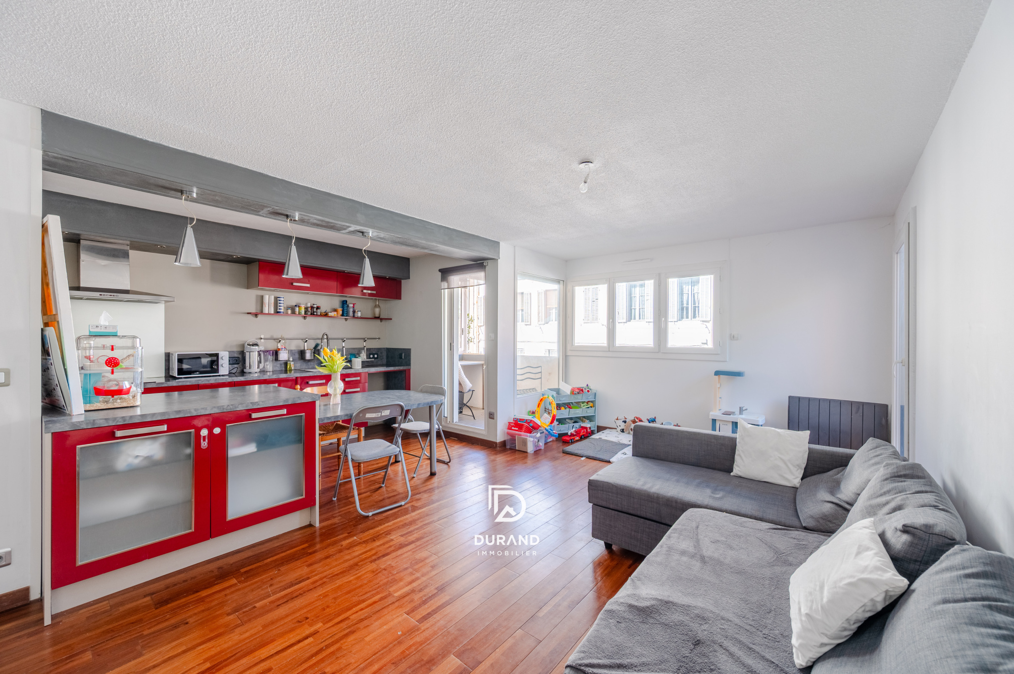 APPARTEMENT - TYPE 4 - DOUBLE EXTERIEUR - 13011 MARSEILLE